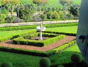 Chateau La Mission Haut Brion Bordeaux wine HB 5 300x229 Chateau La Mission Haut Brion Graves Pessac Leognan Bordeaux Wine