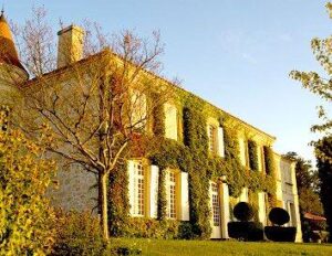 troplong mondot chateau1 300x232 Chateau Troplong Mondot St. Emilion Bordeaux Wine