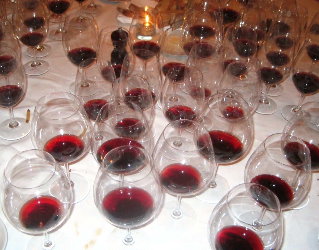 7 BLIND MATH GLASSES TOP 1024x802 7 Blind men taste La Turque, Chateau Margaux, Lafleur, Pavie and more!