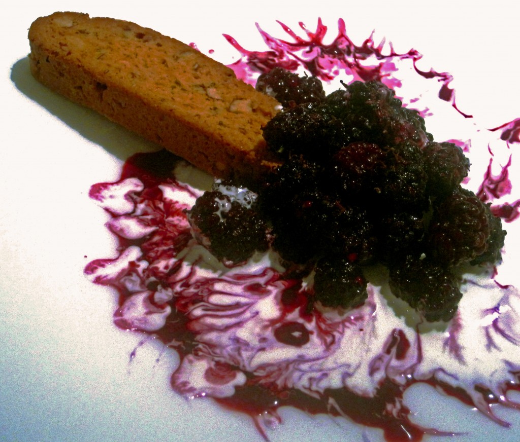 PersianMullberries11 1024x872 Persian Mulberries offers decadence in summer dining pleasures