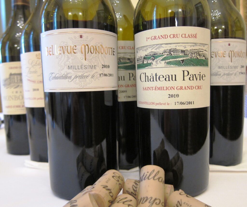 Pavie 2010 St. Emilion Tasting 1024x859 2010, 2009 Pavie Bellevue Mondotte Pavie Decesse Monbousquet
