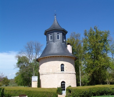 reignac-tasting-tower