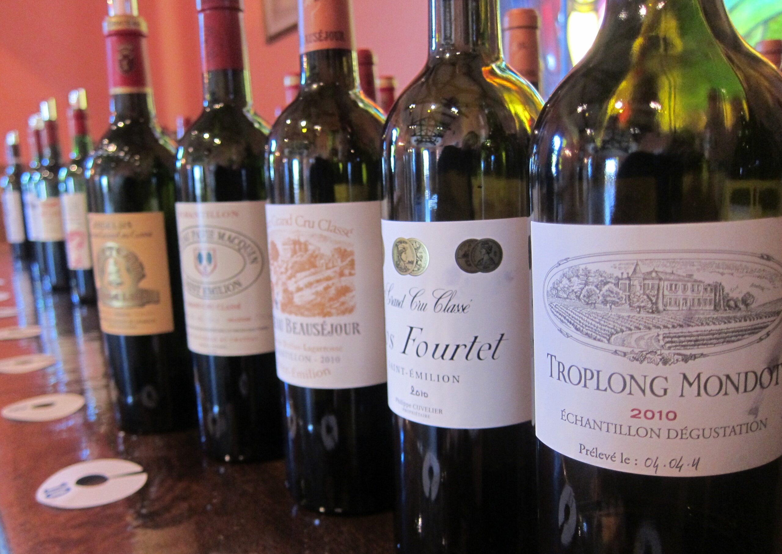 2010 St. Emilion Bordeaux Wine Guide, Tastings Notes