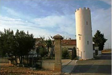 Domaine Tour Saint Michel Chateauneuf du Pape Rhone, Complete Guide